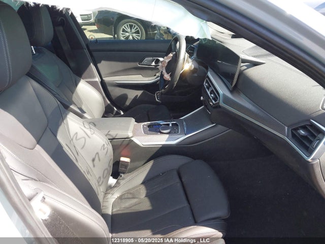 BMW 340i 2024 3MW49FF06R8E08682 Image 5