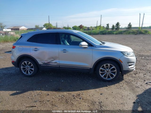 5LMCJ2A97FUJ02179 Lincoln 2015