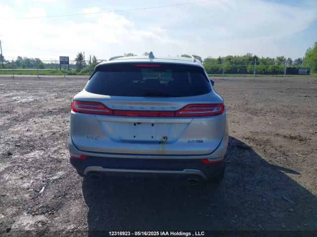 5LMCJ2A97FUJ02179 Lincoln 2015