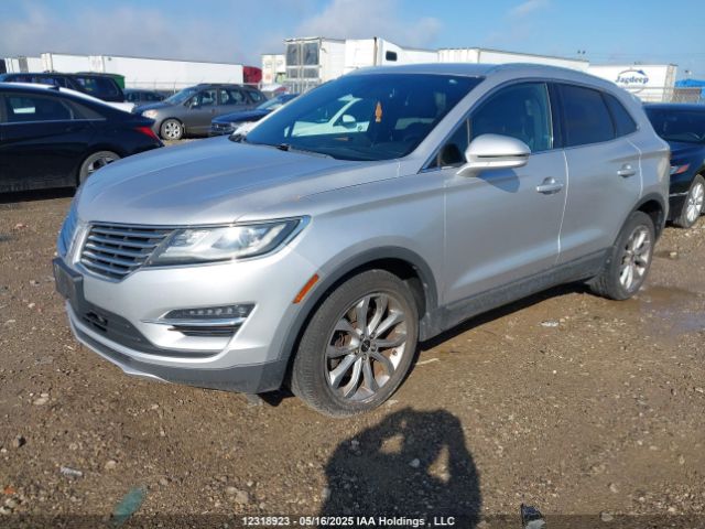 5LMCJ2A97FUJ02179 Lincoln 2015