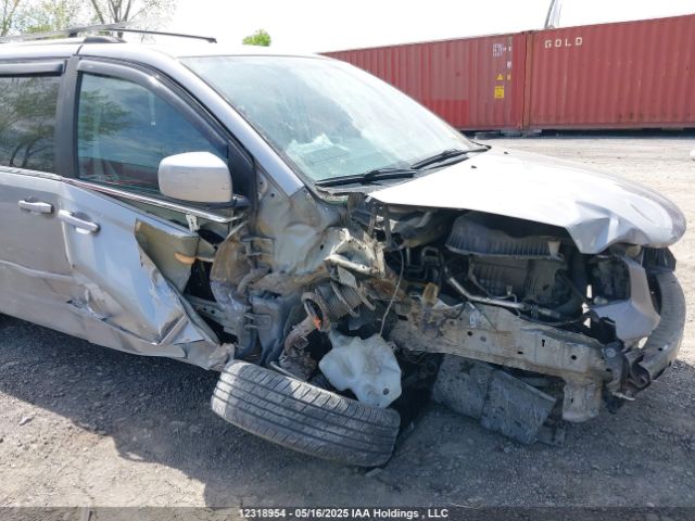 2C4RDGBG5FR702876 Dodge Grand Caravan Se