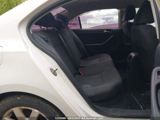 3VW2K7AJ1EM359829 Volkswagen Jetta
