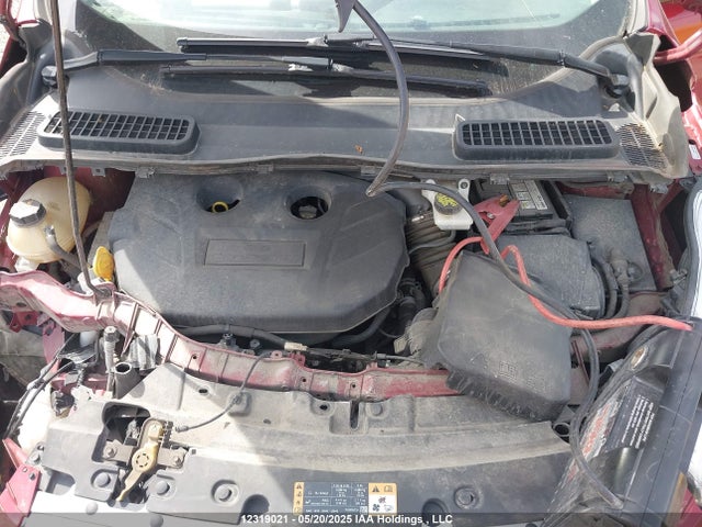 1FMCU9G98HUE60758 Ford 2017