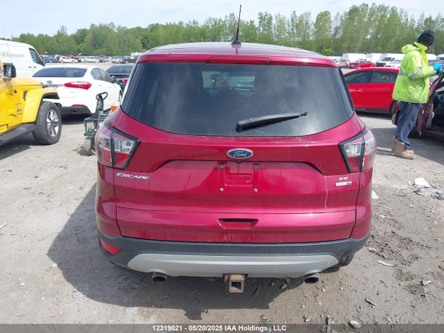 1FMCU9G98HUE60758 Ford 2017