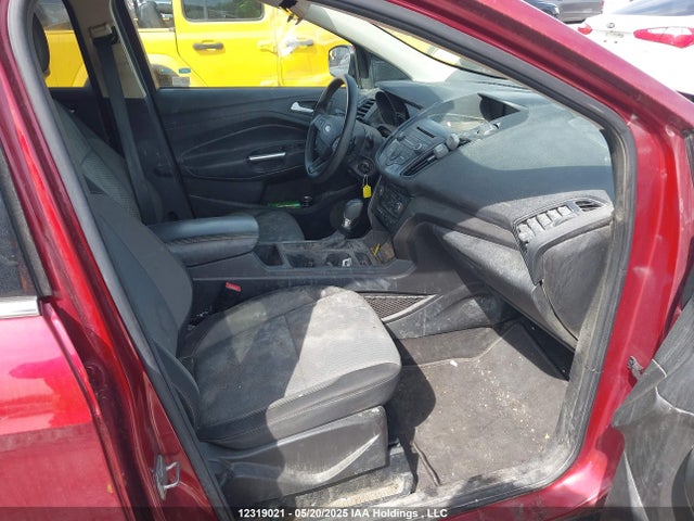 1FMCU9G98HUE60758 Ford 2017