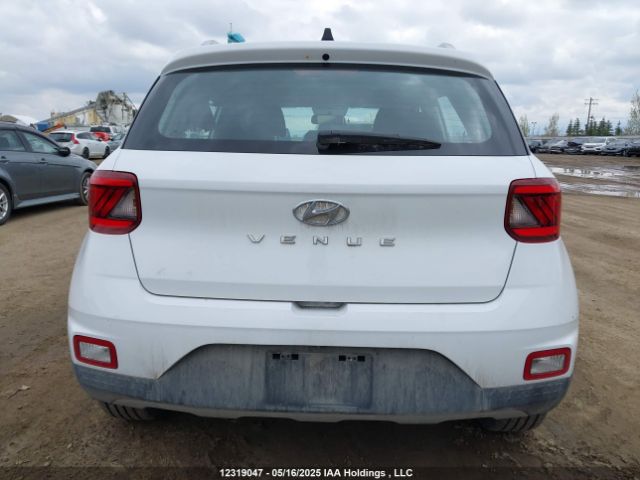 KMHRC8A3XLU024031 Hyundai Venue Sel/denim