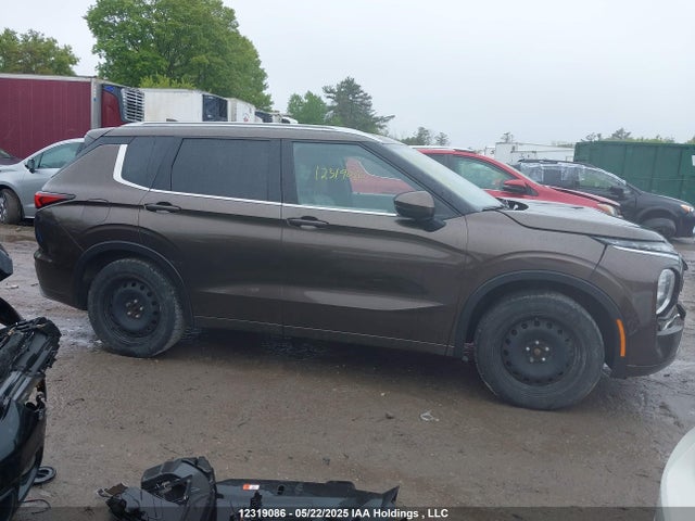 Mitsubishi Outlander 2022 JA4J4VA8XNZ613010 Image 13