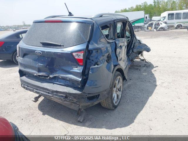 1FMCU9J94JUB30100 Ford Escape