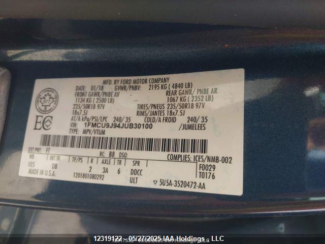 1FMCU9J94JUB30100 Ford Escape