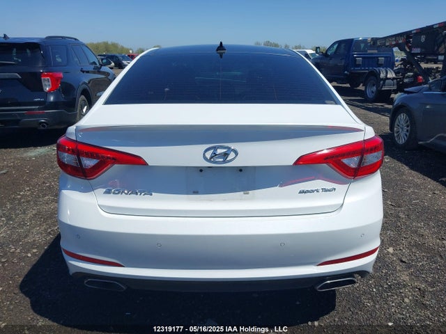 5NPE34AF4HH589043 Hyundai 2017