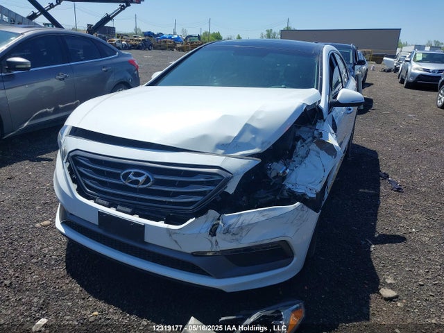 5NPE34AF4HH589043 Hyundai 2017