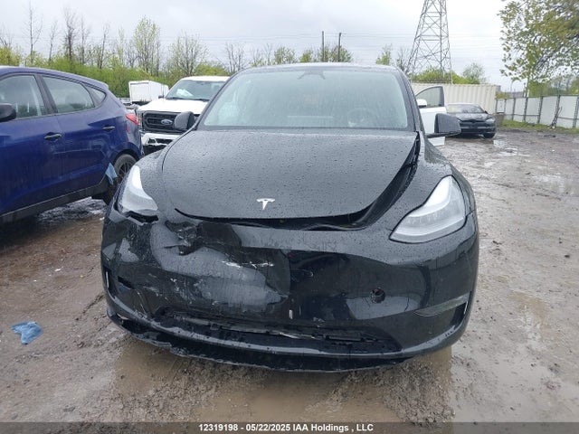 7SAYGDEE0SF283243 Tesla Model Y