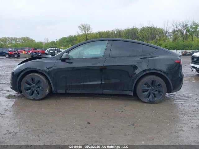 7SAYGDEE0SF283243 Tesla Model Y