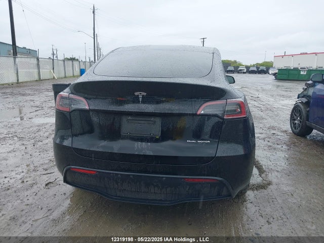 7SAYGDEE0SF283243 Tesla Model Y