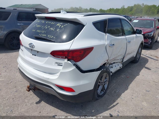 5XYZUDLB4HG450725 Hyundai Santa Fe Sport 2.4 Se