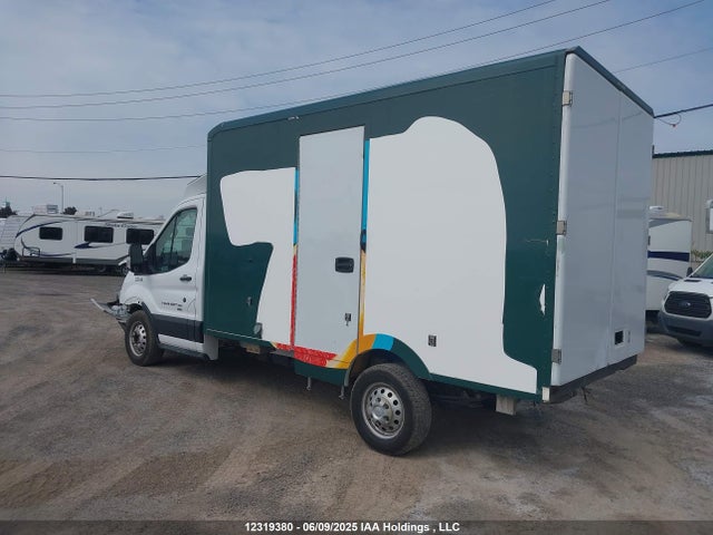 1FDBW7Z81NKA09807 Ford T-350