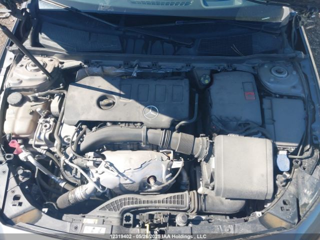 W1K3G4FBXNJ349991 Mercedes-Benz A 220 4matic