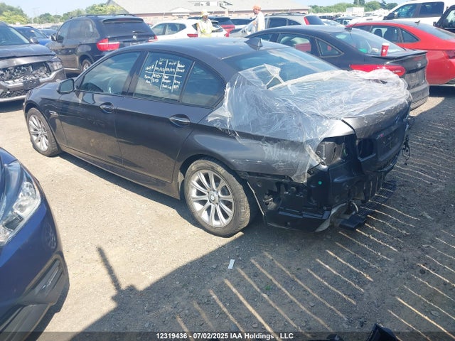 WBAFV3C5XGD687833 BMW 535d