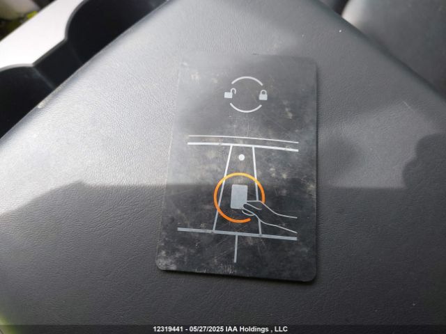 5YJ3E1EA9NF168590 Tesla MODEL 3