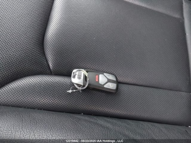 WA1LAAF73JD045345 Audi Q7 Premium Plus