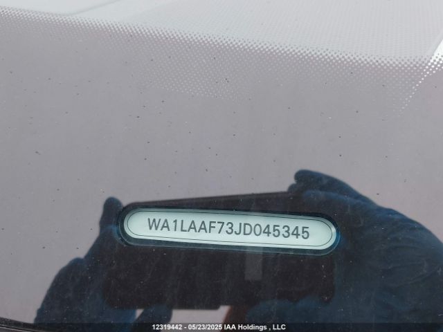 WA1LAAF73JD045345 Audi Q7 Premium Plus