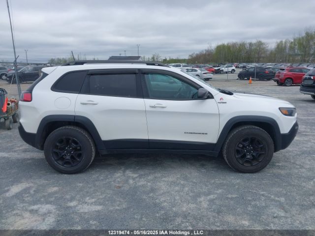 1C4PJMBN6KD233176 Jeep 2019