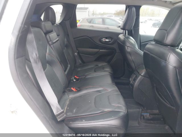 1C4PJMBN6KD233176 Jeep 2019