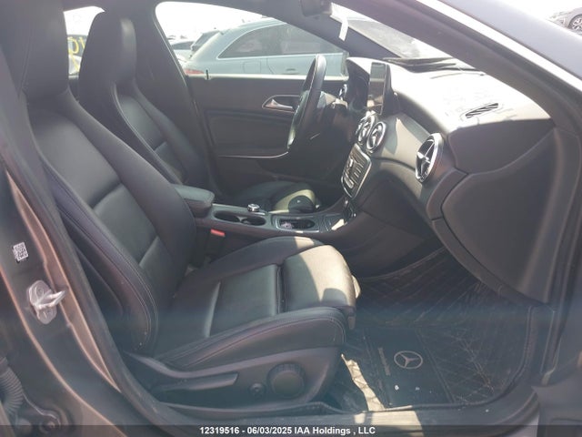 WDDSJ4GB5HN404629 Mercedes-Benz CLA 250 4MATIC