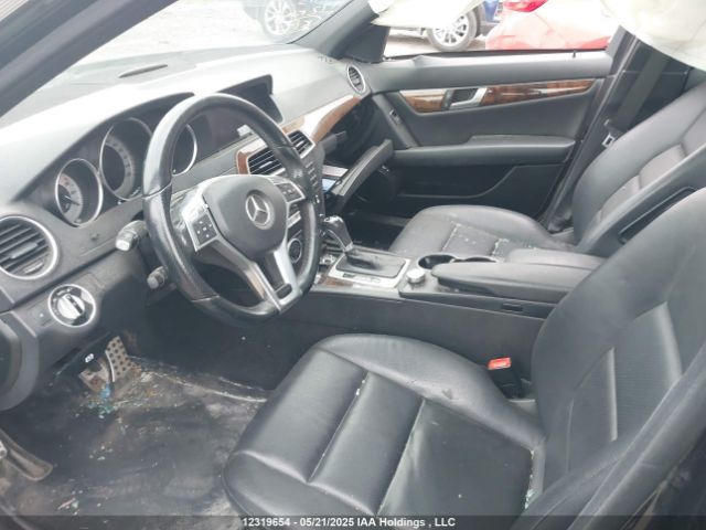 WDDGF8AB3EG163113 Mercedes-Benz C 300 4matic