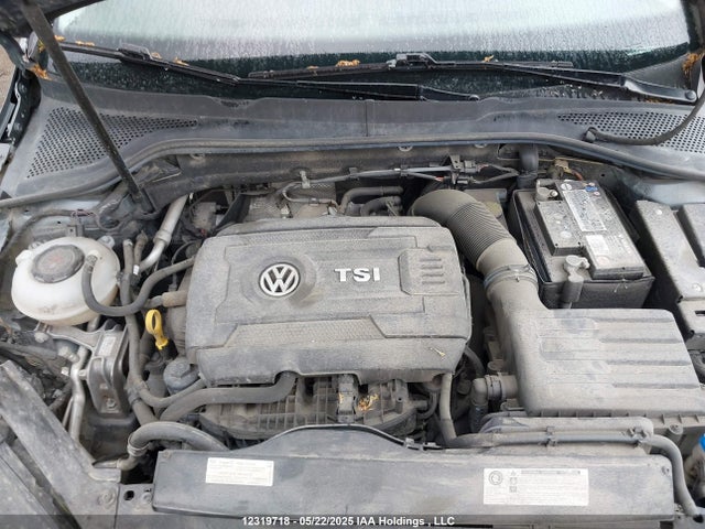 3VWM17AU1KM525073 Volkswagen Golf