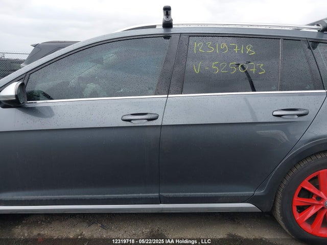 3VWM17AU1KM525073 Volkswagen Golf
