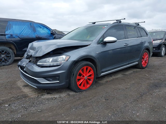 3VWM17AU1KM525073 Volkswagen Golf