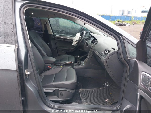 3VWM17AU1KM525073 Volkswagen Golf