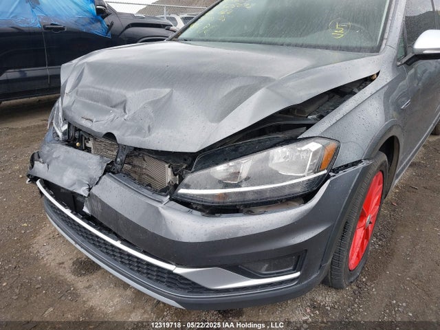 3VWM17AU1KM525073 Volkswagen Golf