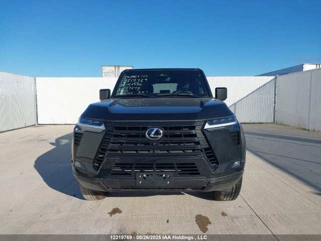 Lexus v35a-fts 2025 JTJVBCDX9S5037673 Image 13