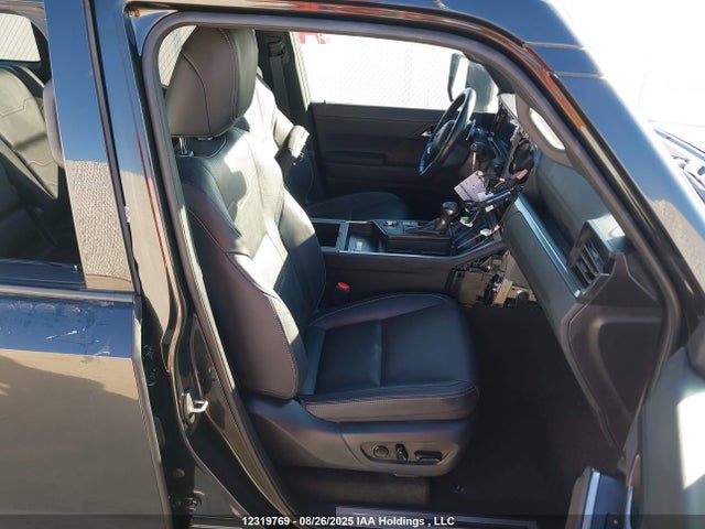 JTJVBCDX9S5037673 Lexus v35a-fts