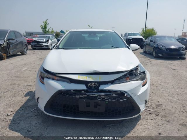 5YFBPMBE2NP342390 Toyota COROLLA LE