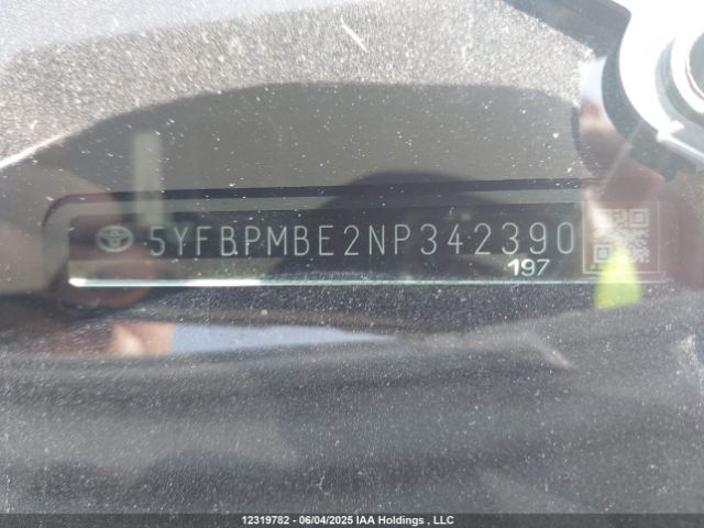 5YFBPMBE2NP342390 Toyota COROLLA LE