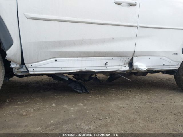 2T3RWRFV8RW230794 Toyota Rav4 Xle/woodland Edition