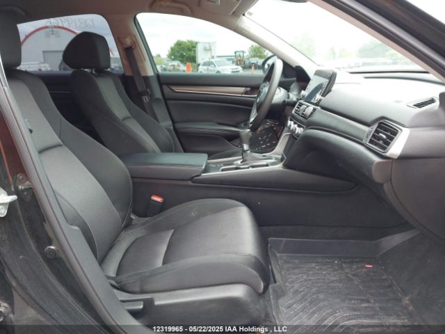 1HGCV1F18JA811269 Honda ACCORD LX