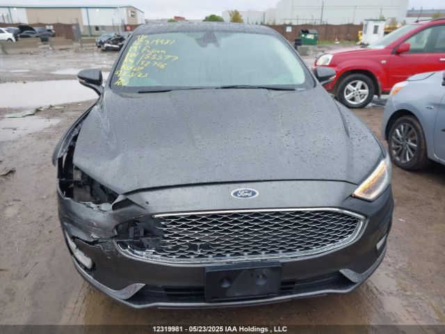 3FA6P0RUXKR155577 Ford Fusion Titanium