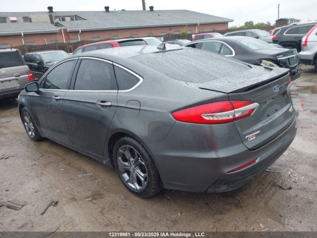 3FA6P0RUXKR155577 Ford Fusion Titanium