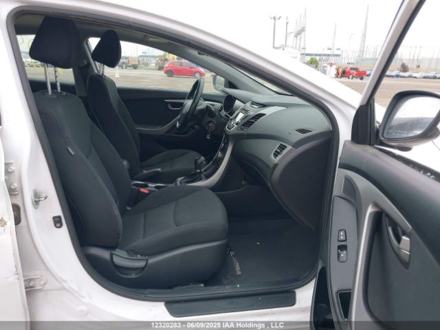 KMHDH4AH1FU403813 Hyundai Elantra