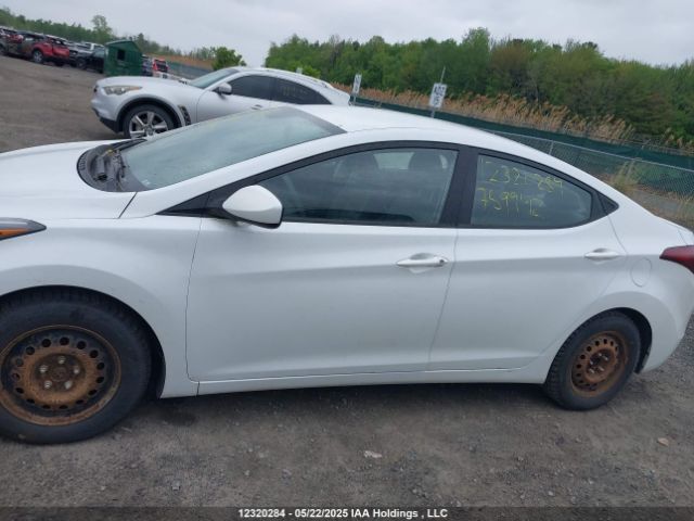5NPDH4AE8GH759942 Hyundai Elantra Se/sport/limited