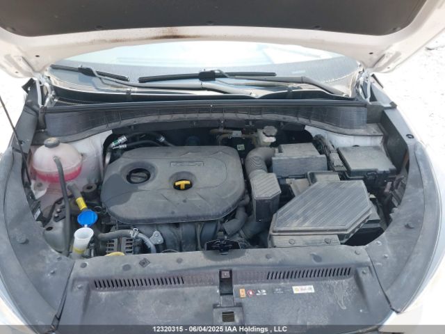 KM8J2CA44MU391407 Hyundai TUCSON SE