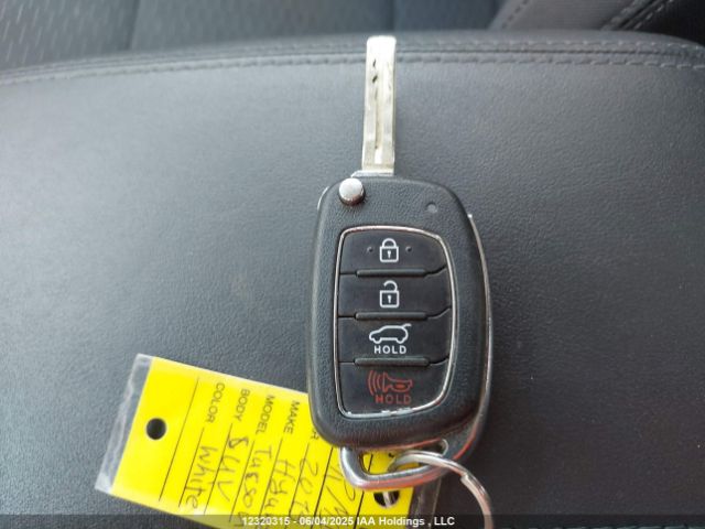KM8J2CA44MU391407 Hyundai TUCSON SE