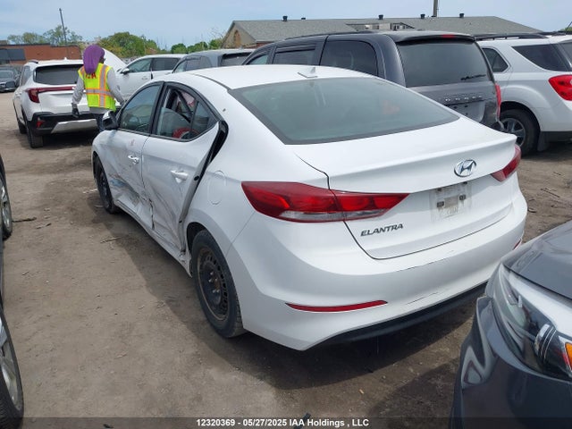 KMHD84LF8HU420977 Hyundai 2017