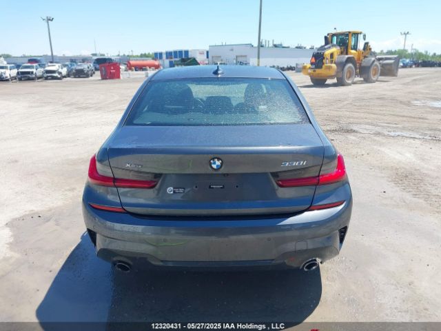 3MW5R7J01M8B75689 BMW 330XI