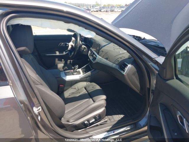 3MW5R7J01M8B75689 BMW 330XI