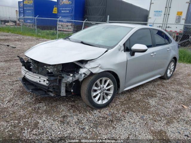 5YFBPMBE4MP155697 Toyota COROLLA LE